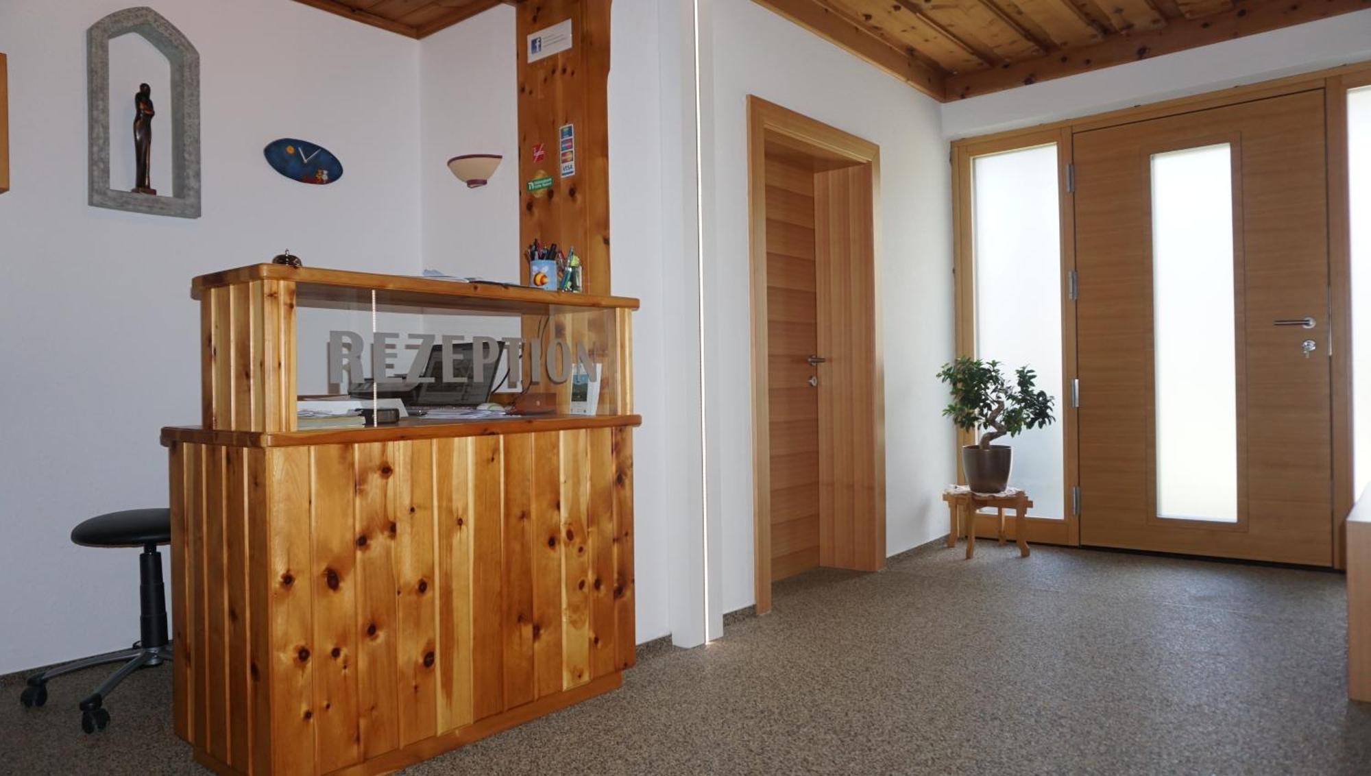 Gaestehaus Hubertus Малта Екстериор снимка