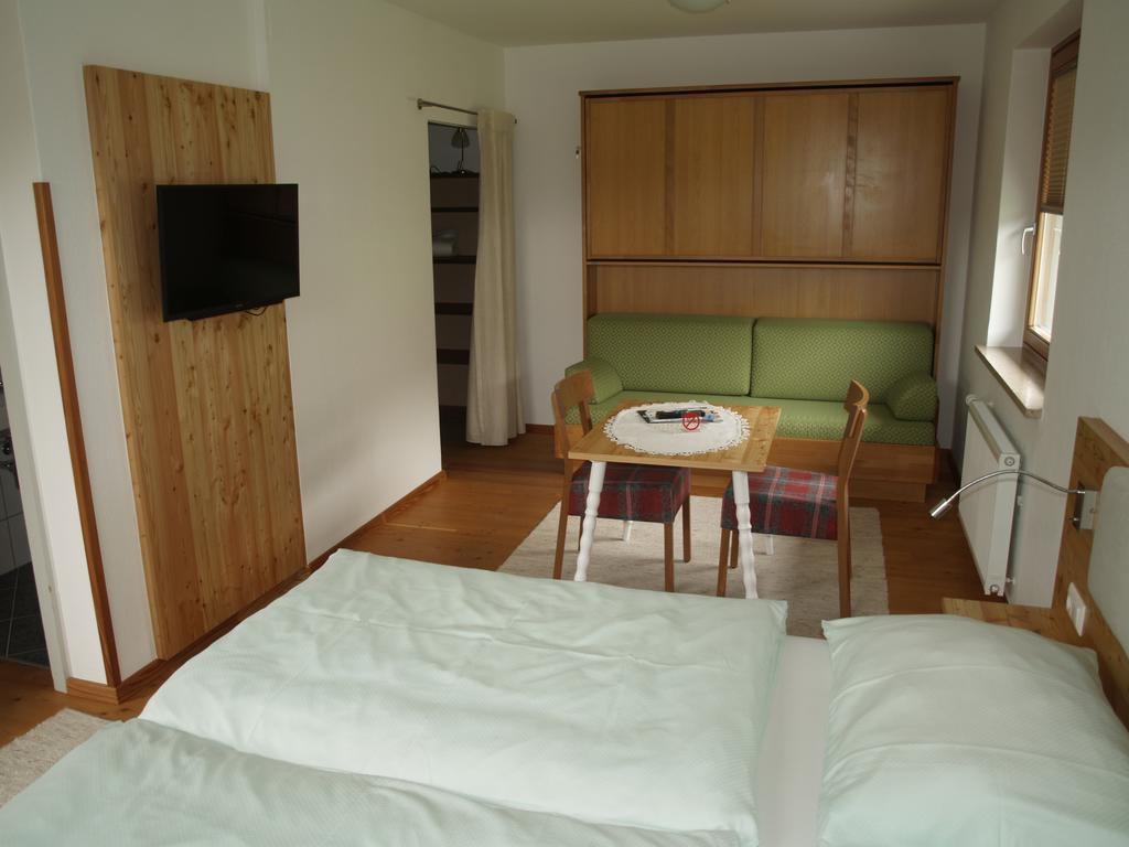 Gaestehaus Hubertus Малта Екстериор снимка